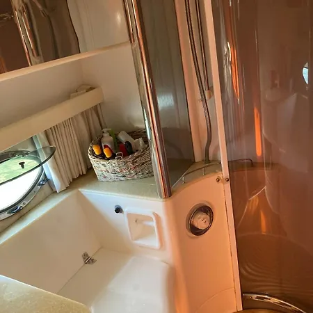 Hotel en barco Sapore Di Sale *