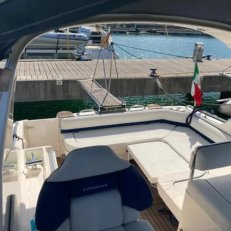 Sapore Di Sale Hotel en barco La Spezia