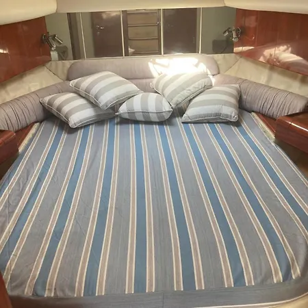 Hotel en barco Sapore Di Sale *