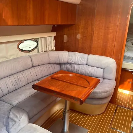 Sapore Di Sale Hotel en barco La Spezia
