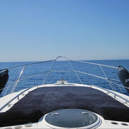 Sapore Di Sale Hotel en barco *